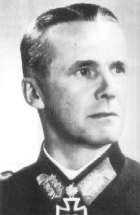<p>Il generale tedesco Traugott Herr, comandante del 76° Panzerkorps.</p>