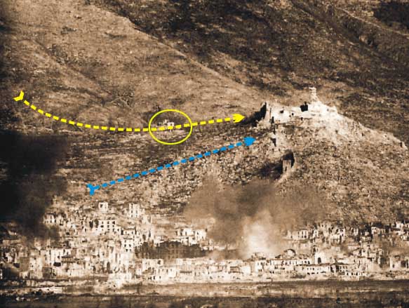 <p>19 marzo 1944 - Le direttrici di attacco dei paracadutisti tedeschi viste da un altra inquadratura. Il cerchio evidenzia il villino Colella, la cosidetta "casa gialla".<br />Elaborazione di Livio Cavallaro.</p>