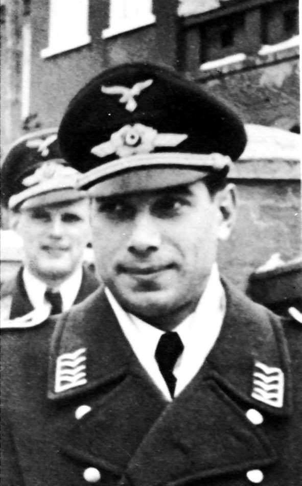 <p>Il capitano medico Maximilian Becker; fu uno degli artefici del controverso salvataggio dei tesori di Montecassino.</p>